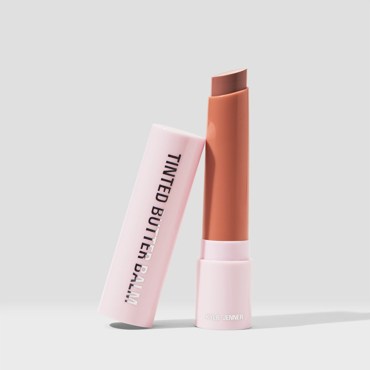<Kylie's British Vogue Look 2024 Bundle>|<KL038>
